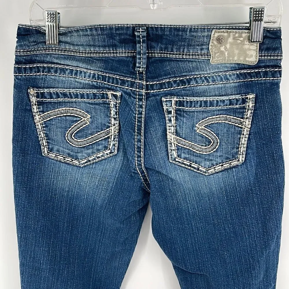 Silver Suki Capri blue jeans denim western stitching embroidery EUC 28 cowgirl